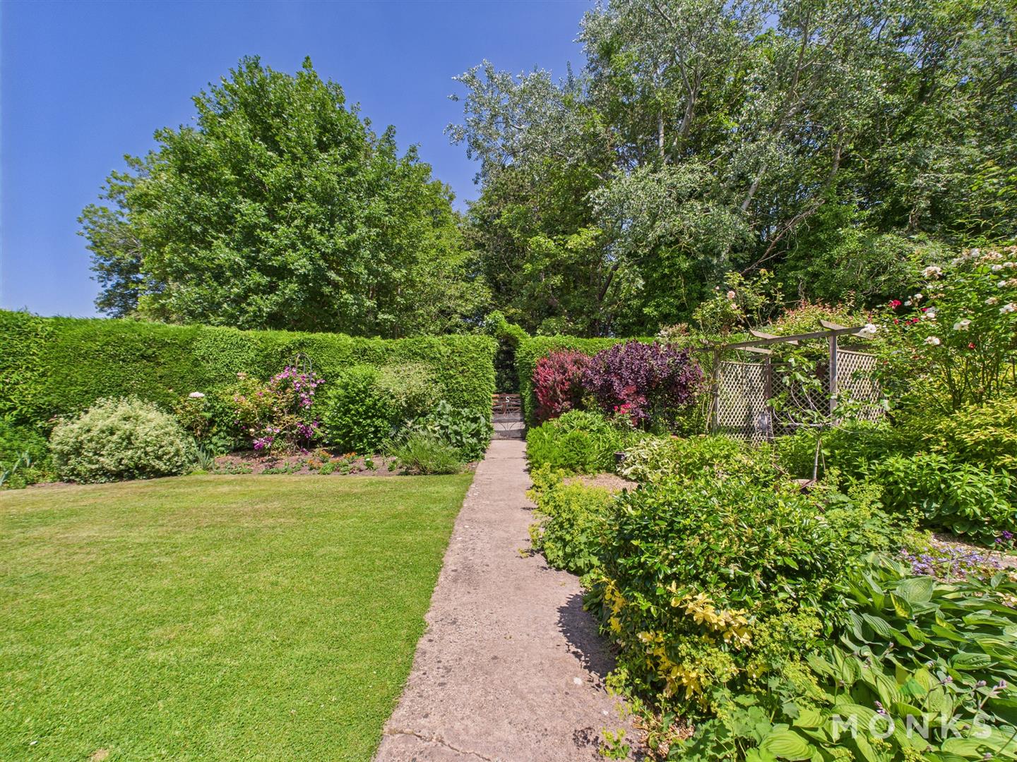 2 Lythwood Hall, Shrewsbury, SY3 0AD SSTC